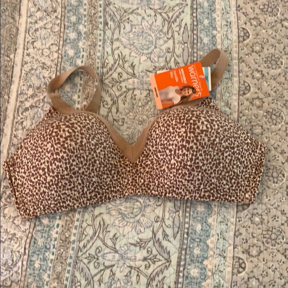 Warner’s Bra *NWT* (38C)